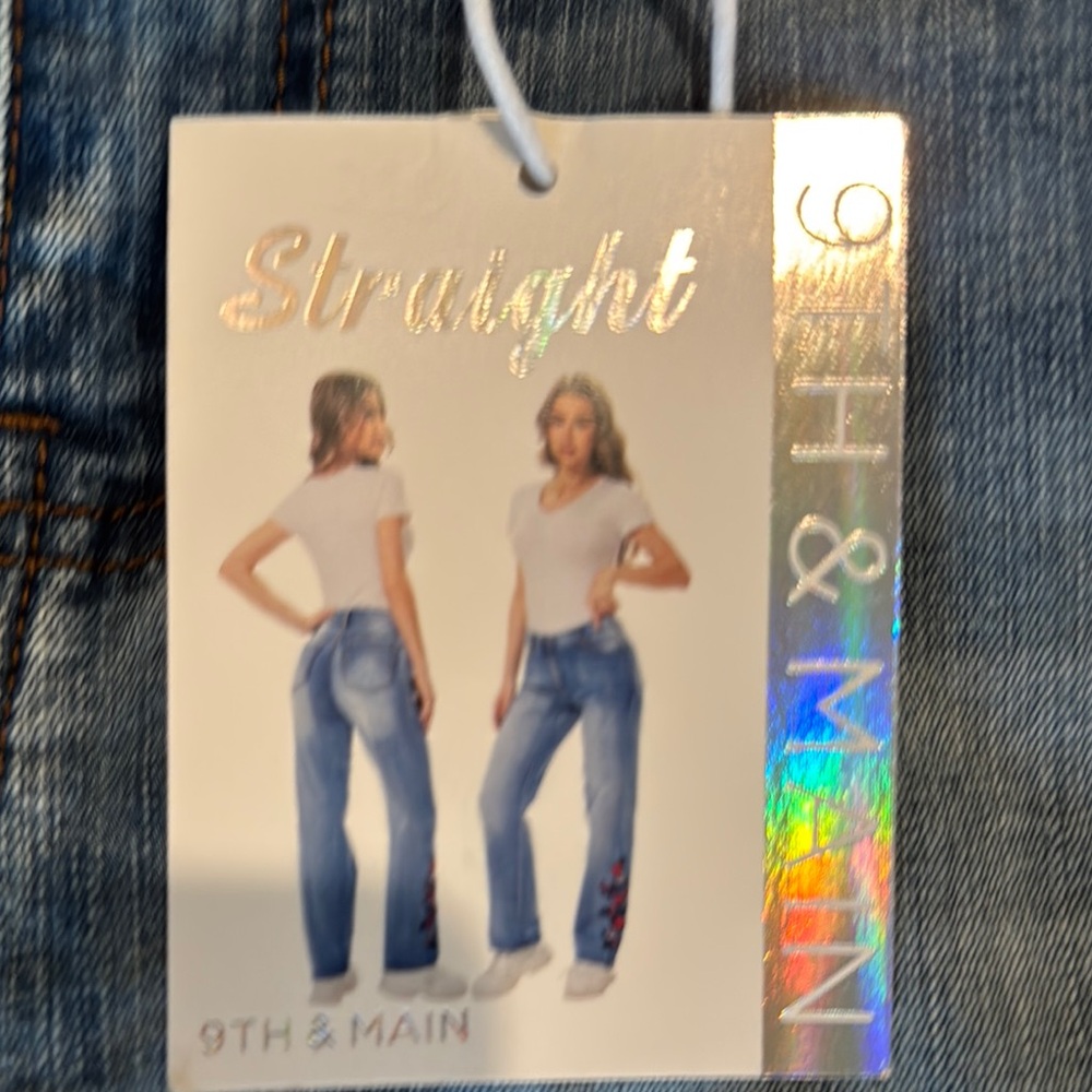 Embroidered Floral Blue Jeans - Picture 2 of 5